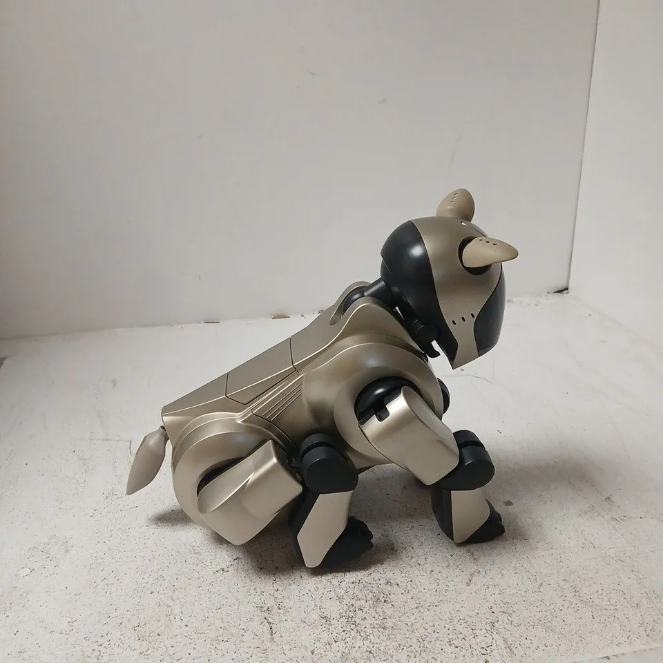 SONY AIBO ERS-210 ENTERTAINMENT ROBOT DOG – BOXED
