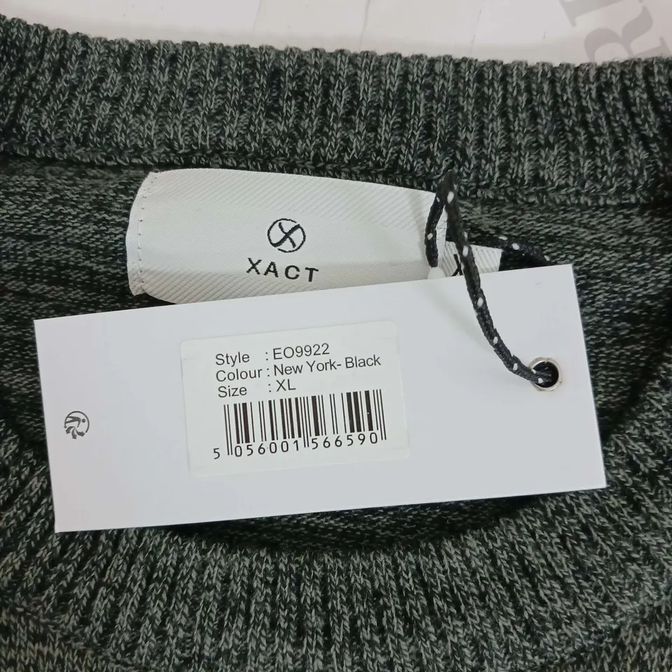 XACT NEW YORK CHRISTMAS JUMPER BLACK SIZE XL