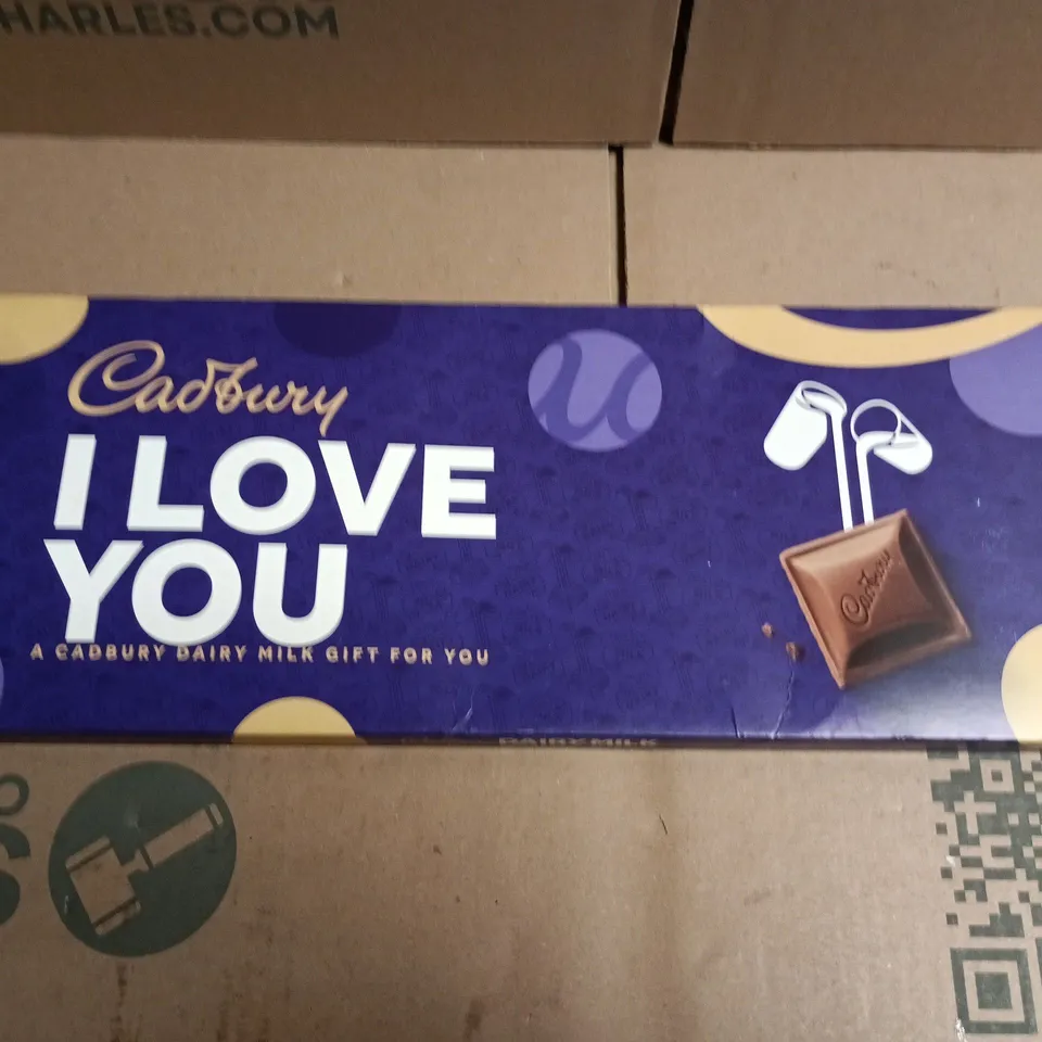 Cadbury Dairy Milk I Love You 850g Chocolate Bar