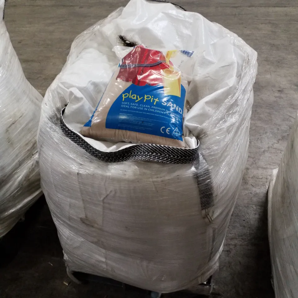 PALLET CONTAINING BAGS OF PLAY SAND 