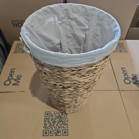 WICKER LAUNDRY BASKET