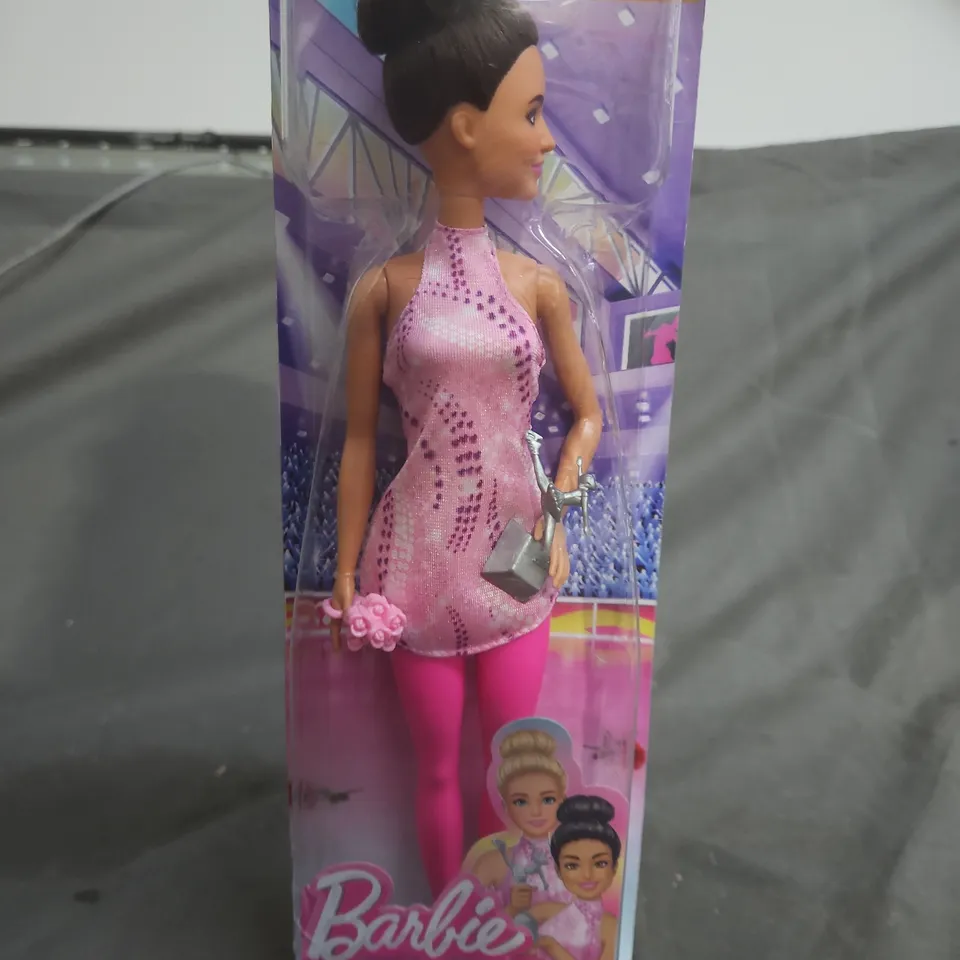 BARBIE FASHION DOLL 