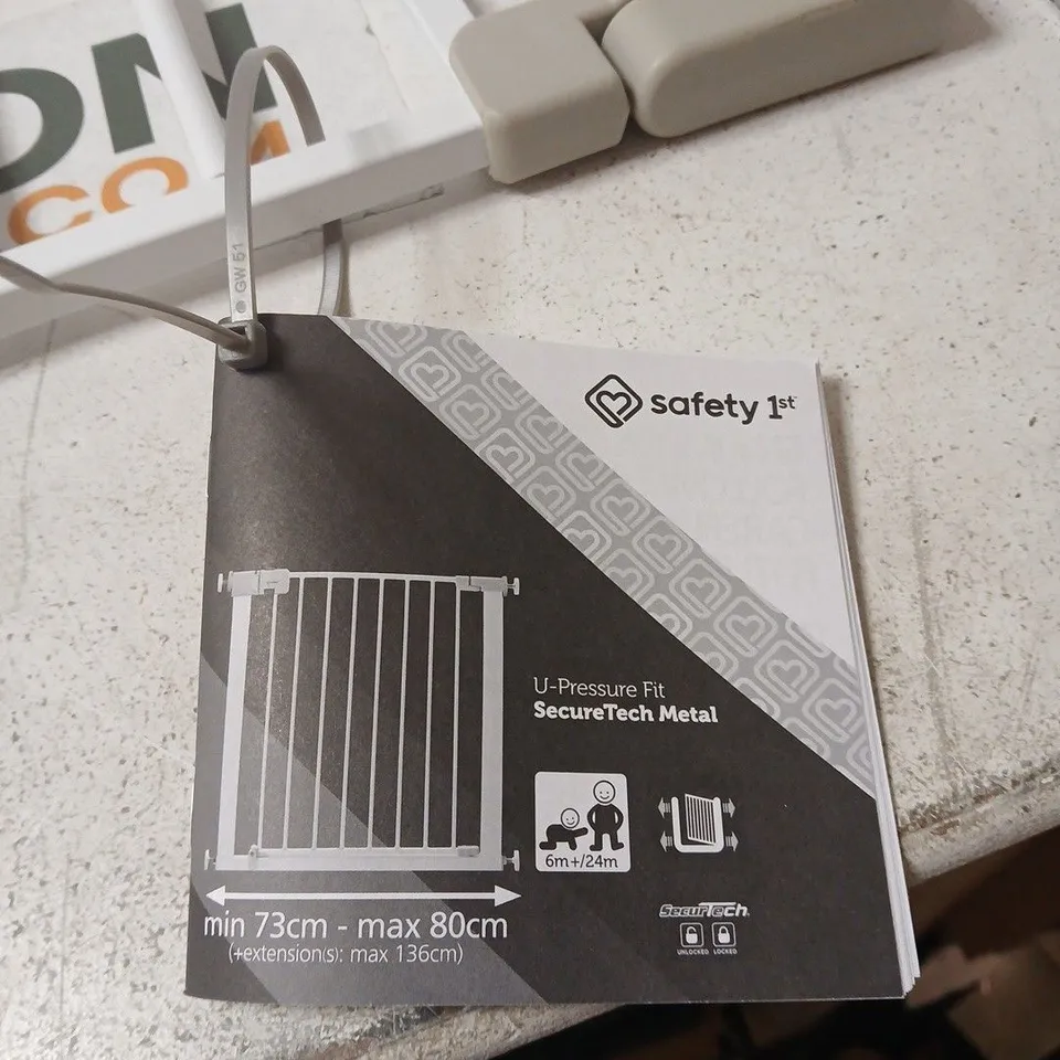 SAFETY 1ST U-PRESSURE FIT SAFETECH METAL BABY GATE – EXTENSION COMPATIBLE