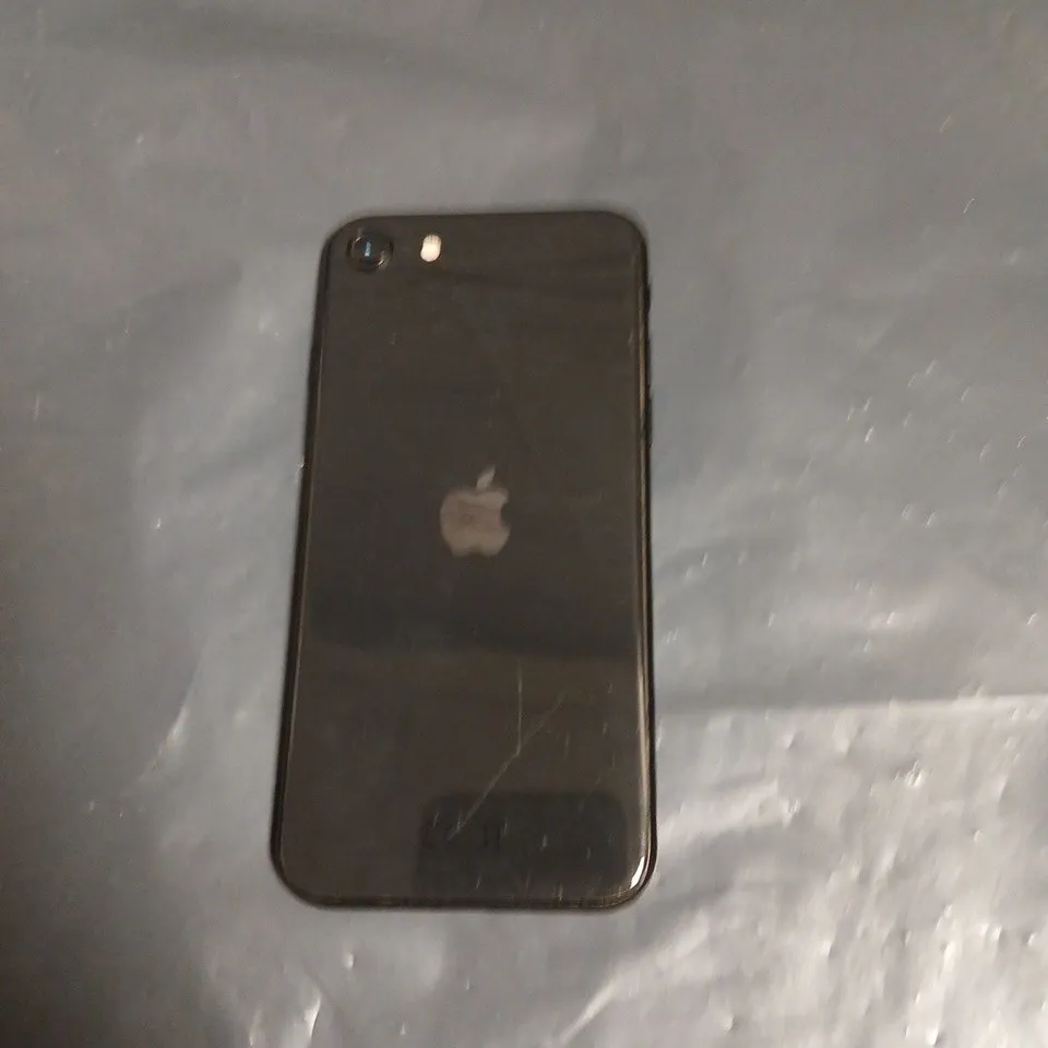 APPLE IPHONE SE BLACK – (BOXED)