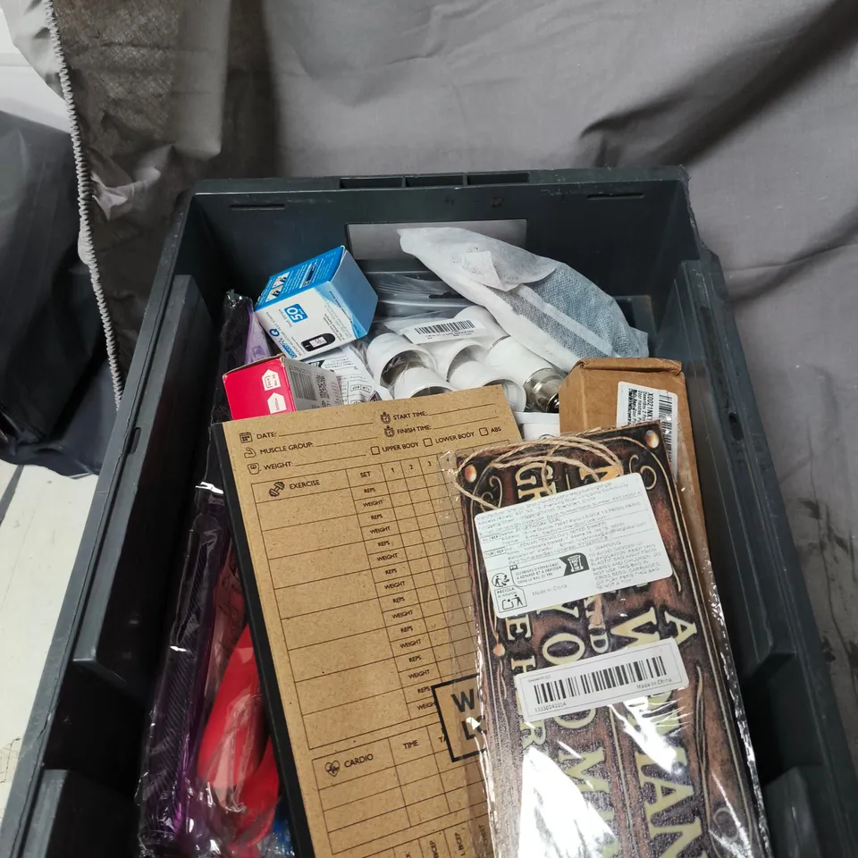 APPROXIMATELY 20 ASSORTED ITEMS INCLUDING REXEL STAPLES , BLOOD GLUCOSE TEST STRIPS AND LIGHT BULB FITTINGS 