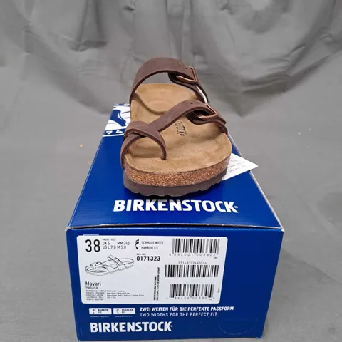 BOXED PAIR OF BIRKENSTOCK MAYARI BROWN WOMENS LEATHER SANDALS SHOES SIZE 5