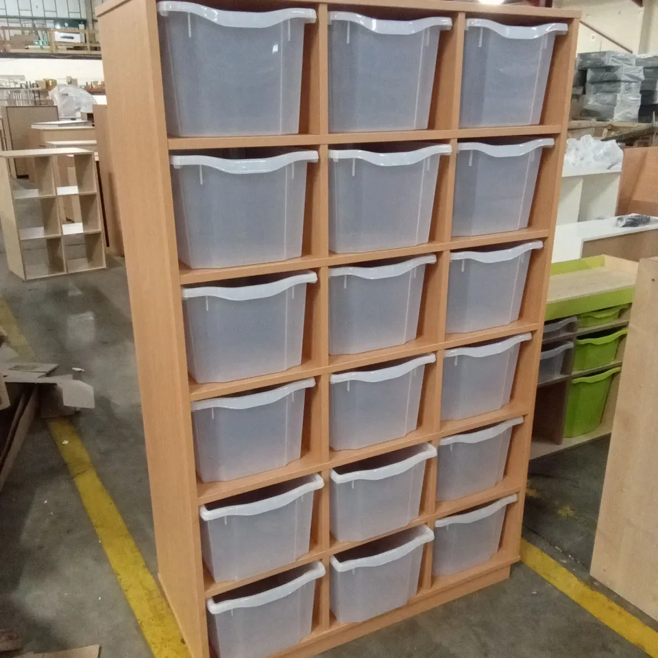 18 COMPARTMENT STORAGE UNIT WITH TUBS