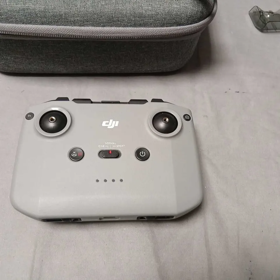 DJI DRONE WITH CONTROLLER – GREY QUADCOPTER WITH CARRY CASE