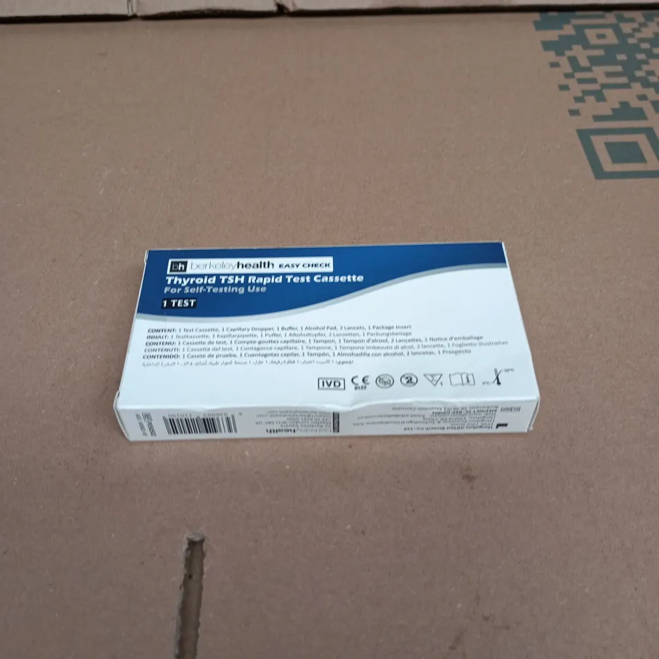 TOTE OF APPROXIMATELY 10 ASSORTED ITEMS INCLUDING FIXODENT PLUS PREMIUM ADHESIVE CREAM, THYROID TSH RAPID TEST CASSETTE AND HCG PREGNANCY TEST STRIP