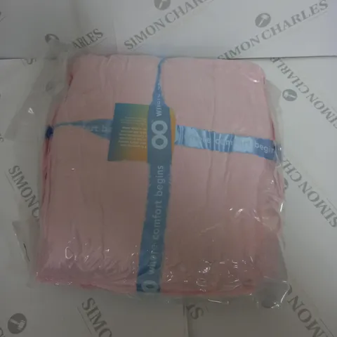 OODIE OVERSIZED WEARABLE PINK FLUFFY BLANKET - SIZE NOT SPECIFIED 