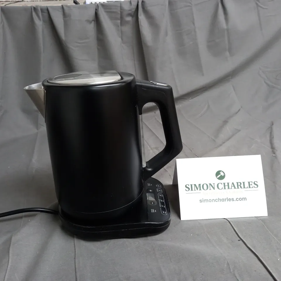 BOXED NINJA PERFECT TEMPERATURE KETTLE KT200UK