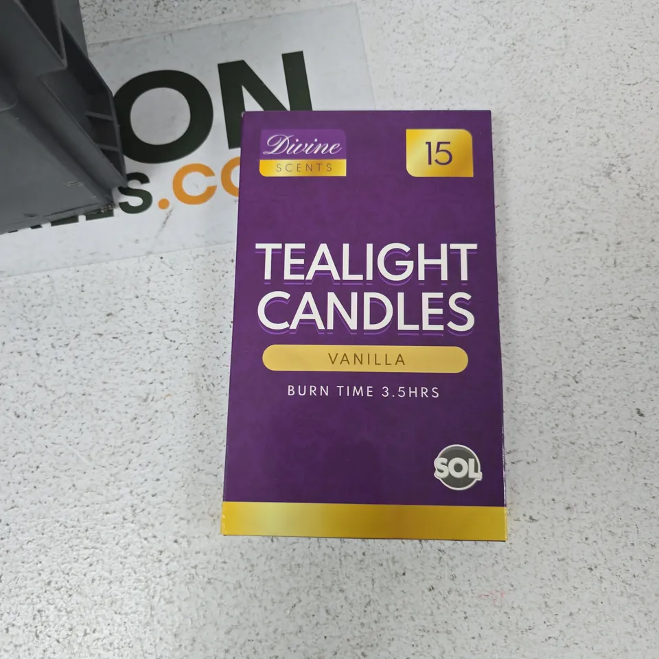 TOTE OF APPROXIMATELY 10 ASSORTED ITEMS TO INCLUDE: TEALIGHTS