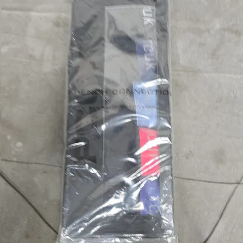 BOXED FRENCH CONNECTION 5 PACK OF TRUNKS - MEDIUM