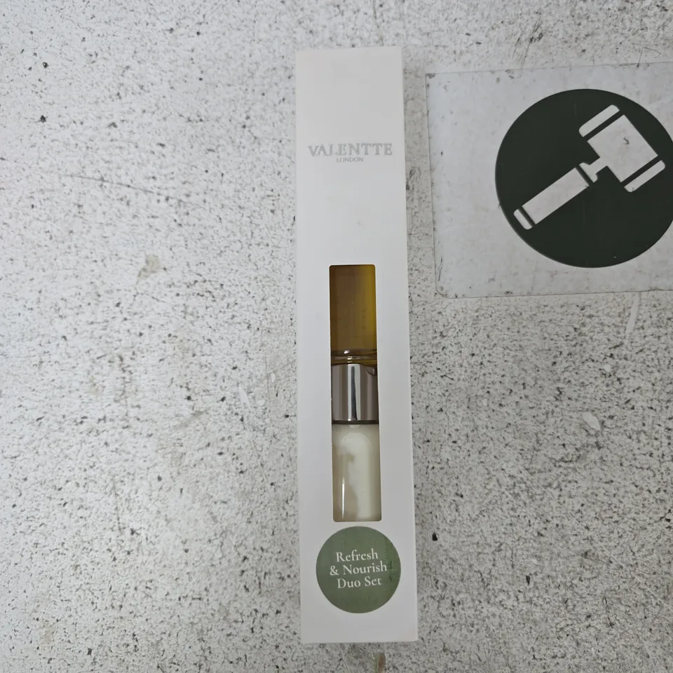 VALENTTE LONDON REFRESH & NOURISH DUO SET – BOXED LEMONGRASS AND ROSEMARY