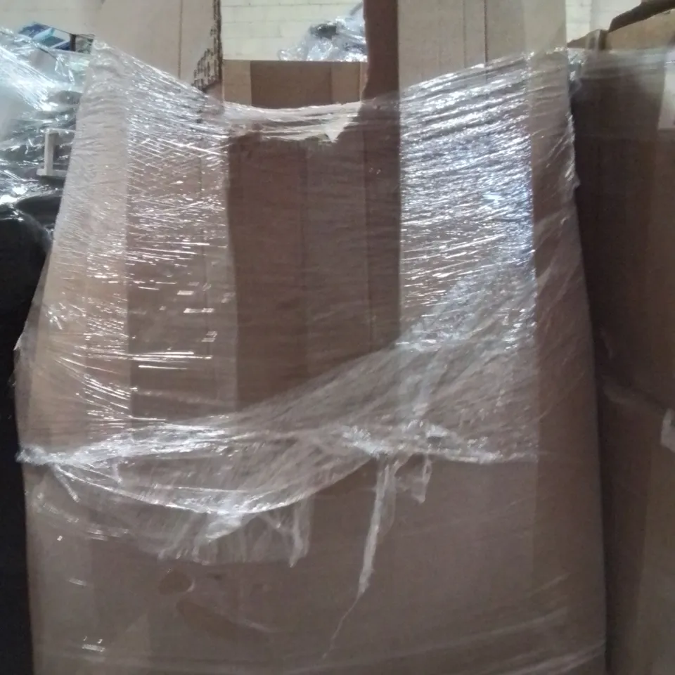 PALLET CONTAINING A LARGE QUANTITY OF ASSORTED KIDS ITEMS TO INCLUDE:WATER TABLE,BARBIE HORSE,PLUSHIE