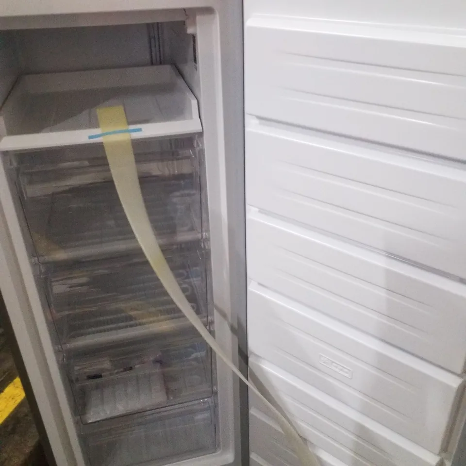 RUSSELL HOBBS RH143FZ552E1SS FREESTANDING UPRIGHT FREEZER