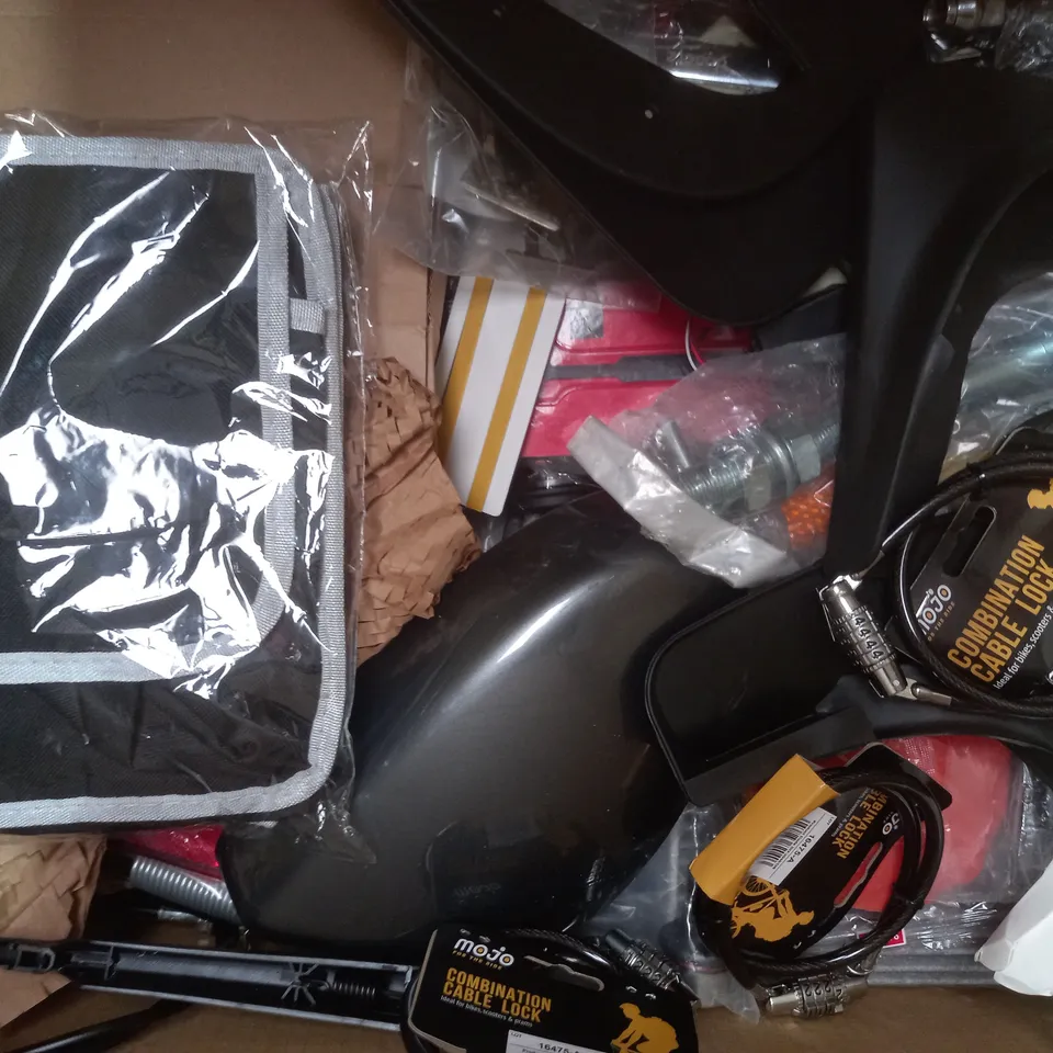 BOX OF APPROXIMATELY 20 ASSORTED VEHICLE PARTS AND ACCESSORY ITEMS TO INCLUDE MOJO COMBINATION CABLE LOCK, EVO-STIK GRIP FILTH HAND CLEANING WIPES, GUARD TYRE REPAIR KIT, ETC