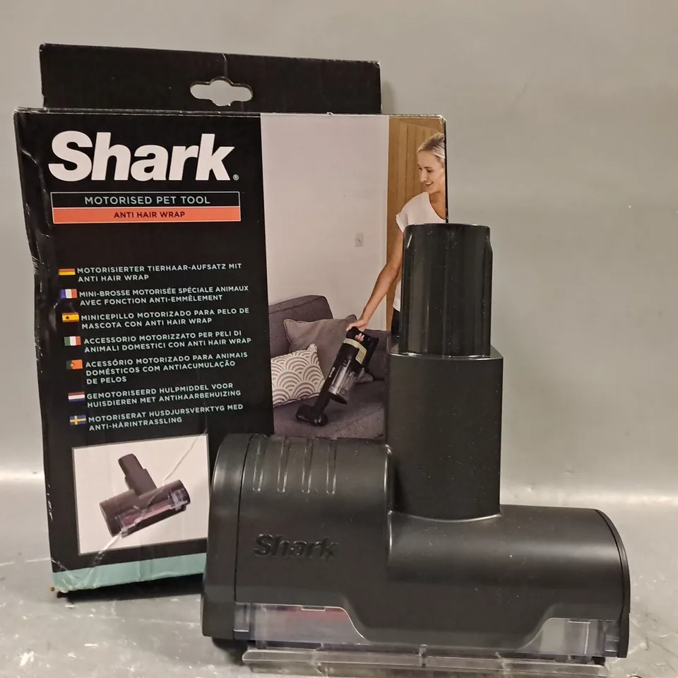 BOXED SHARK MOTORISED PET TOOL - ANTI HAIR WRAP BRUSH ROLL