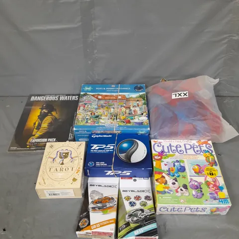 LARGE BOX OF APROXIMATELY 10 ASSORTED TOYS AND GAMES TO INCLUDE GOLF BALLS, JIGSAWS AND TAROT CARDS