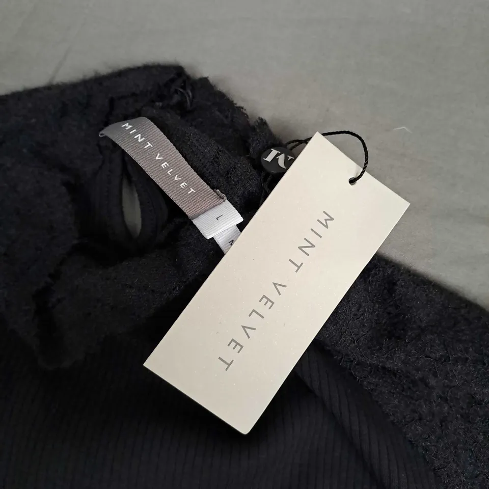MINT VELVET BRUSHED LACE TOP IN BLACK - LARGE