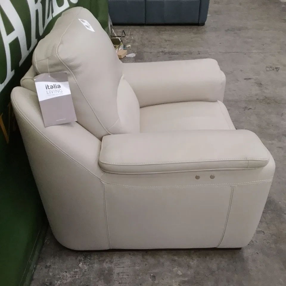 QUALITY  ITALIAN DESIGNER AVOLA NEW ELECTRIC RECLINER CHAIR - CREAM LEATHER 