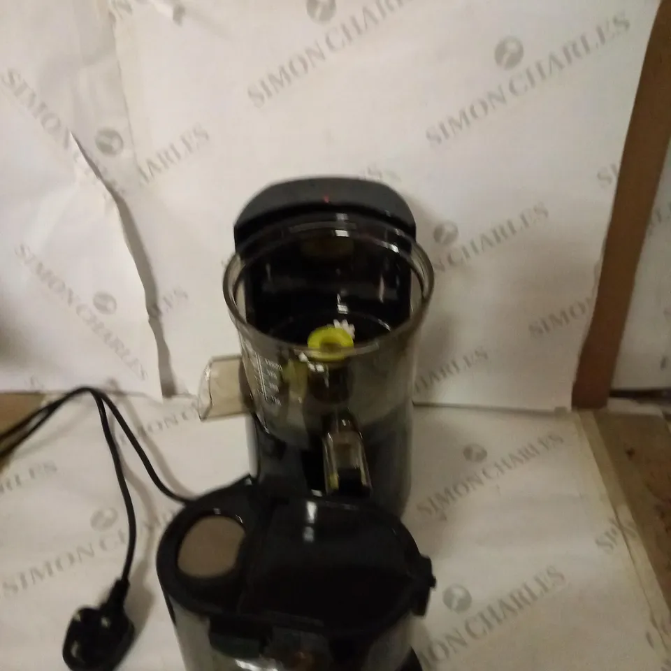 NEBULA GRANDE WHOLE FRUIT COLD PRESS SLOW MASTICATING JUICER