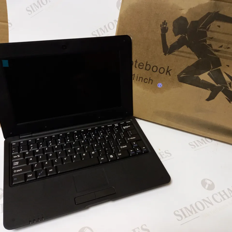 UNBRANDED NOTEBOOK 10.1" SCREEN WITH MOUSE, EARPHONES AND MOUSEMAT, BLACK 