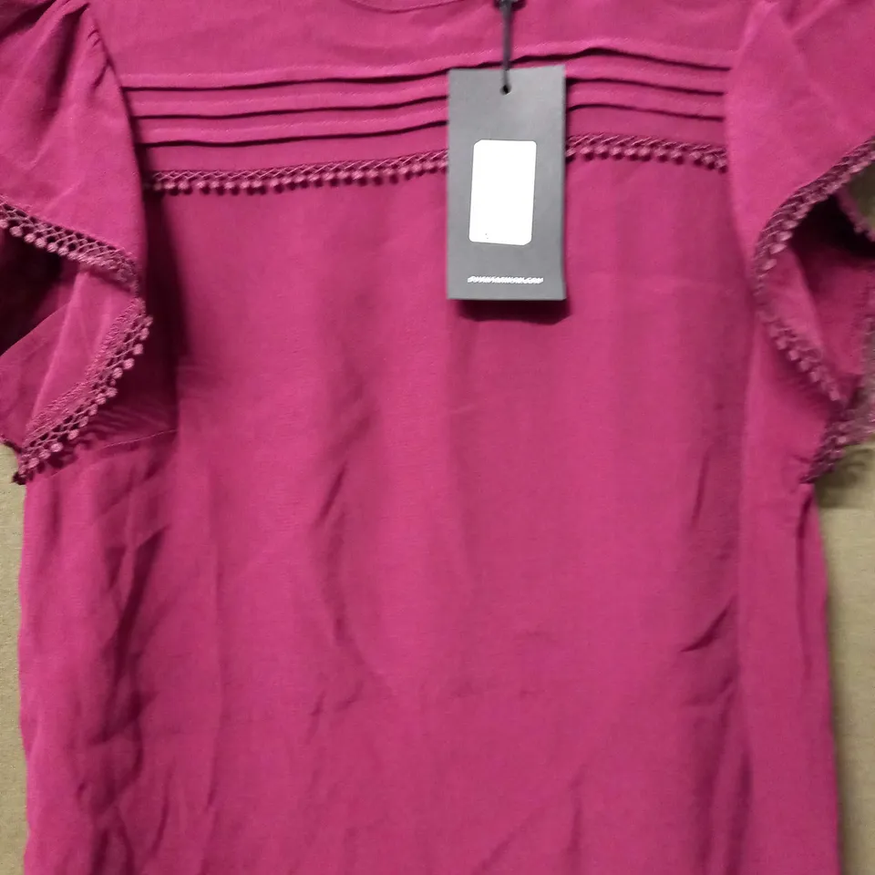 DUSK EMBROIDED TRIM TOP IN WINE - SIZE 6