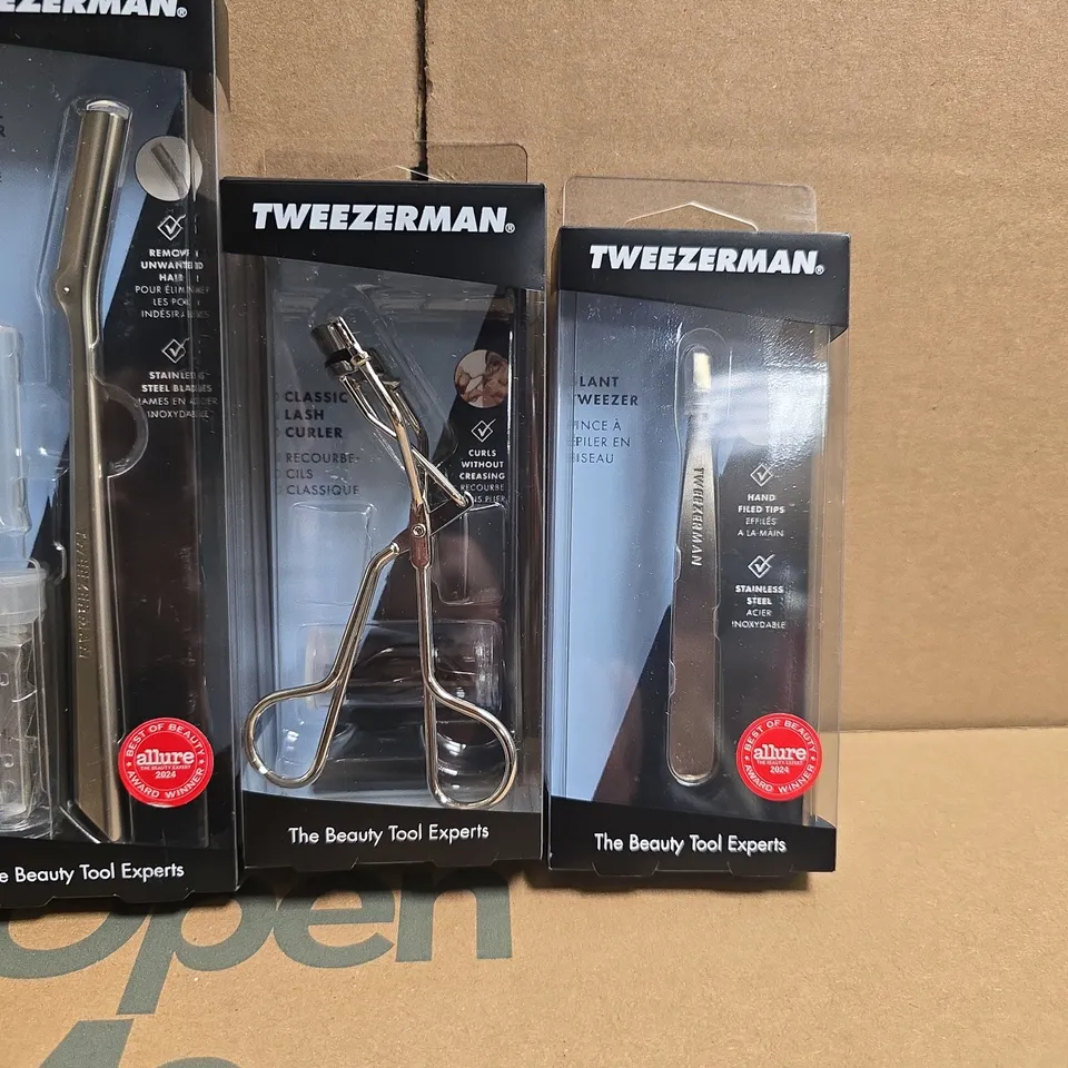 LOT OF 3 TWEEZERMAN BEAUTY TOOLS INCLUDES TWEEZERS, FACIAL RAZOR AND LASH CURLER
