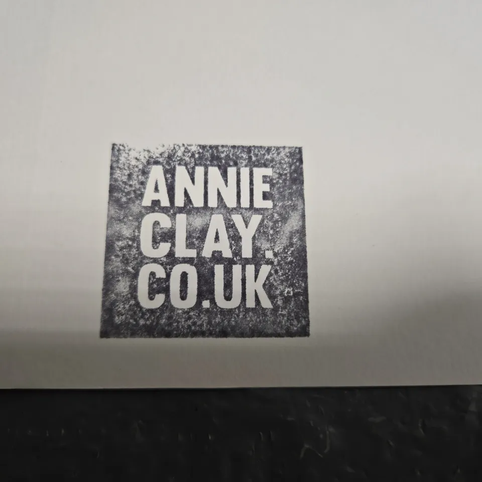 ANNIE CLAY – ARCHITECTURAL PRINTS (SET OF 2)