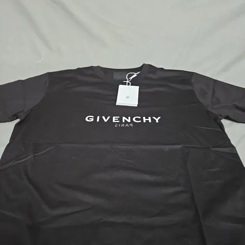 GIVENCHY REVERSE PARIS LOGO T-SHIRT SIZE XL