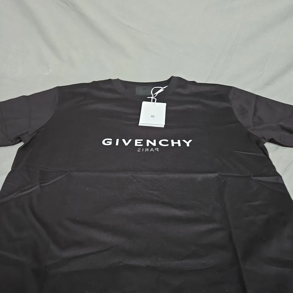 GIVENCHY REVERSE PARIS LOGO T-SHIRT SIZE XL