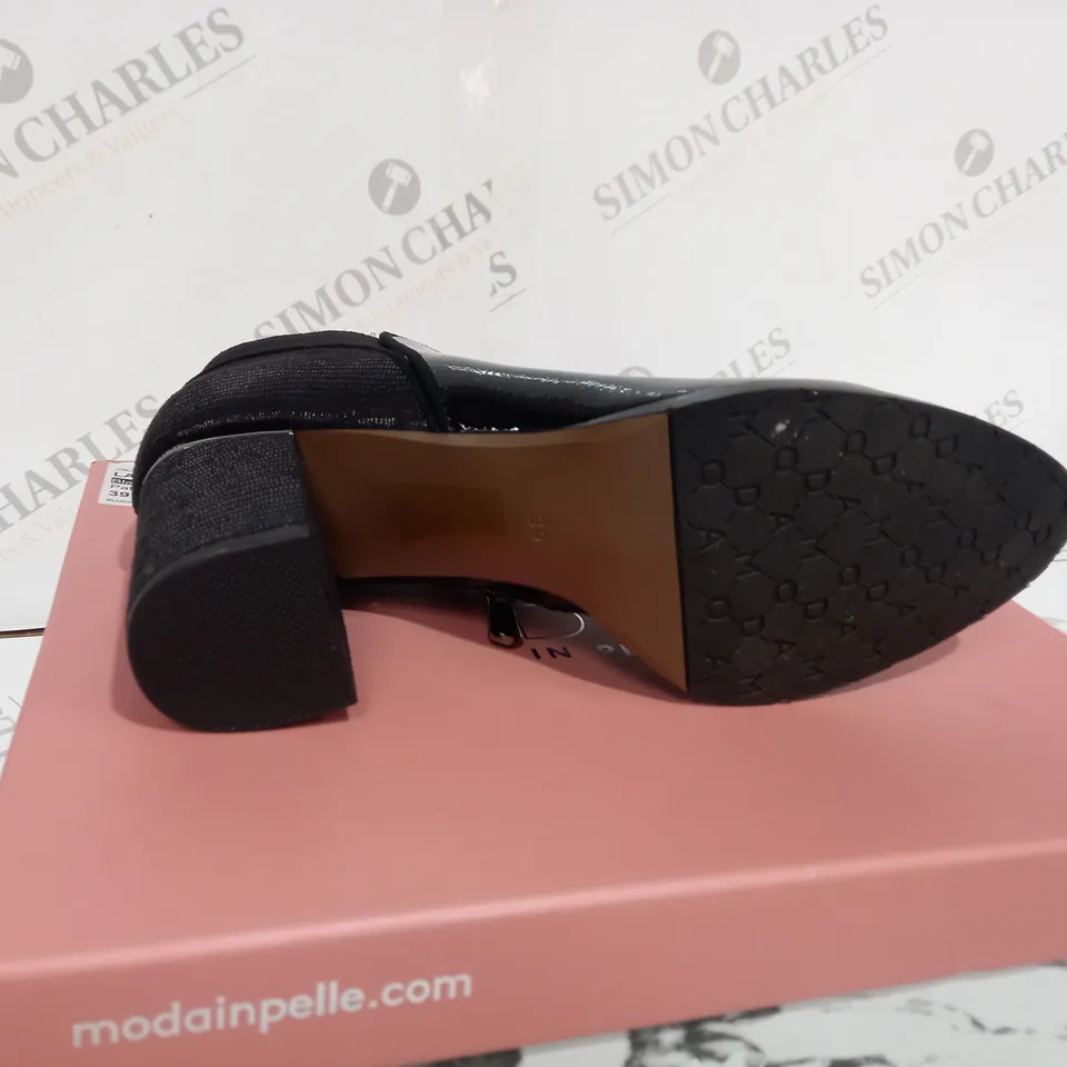 BOXED MODA IN PELLE BLACK PATENT LAVINIA - SIZE 39