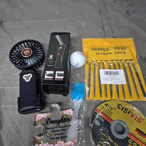 APPROXIMATELY 15 ASSORTED HOUSEHOLD PRODUCTS TO INCLUDE PORTABLE FAN, CUTTING WHEELS, LED LIGHT ETC 