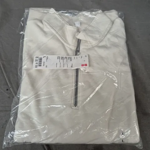 UNIQLO HALF-ZIP SWEATSHIRT IN OFF WHITE SIZE L