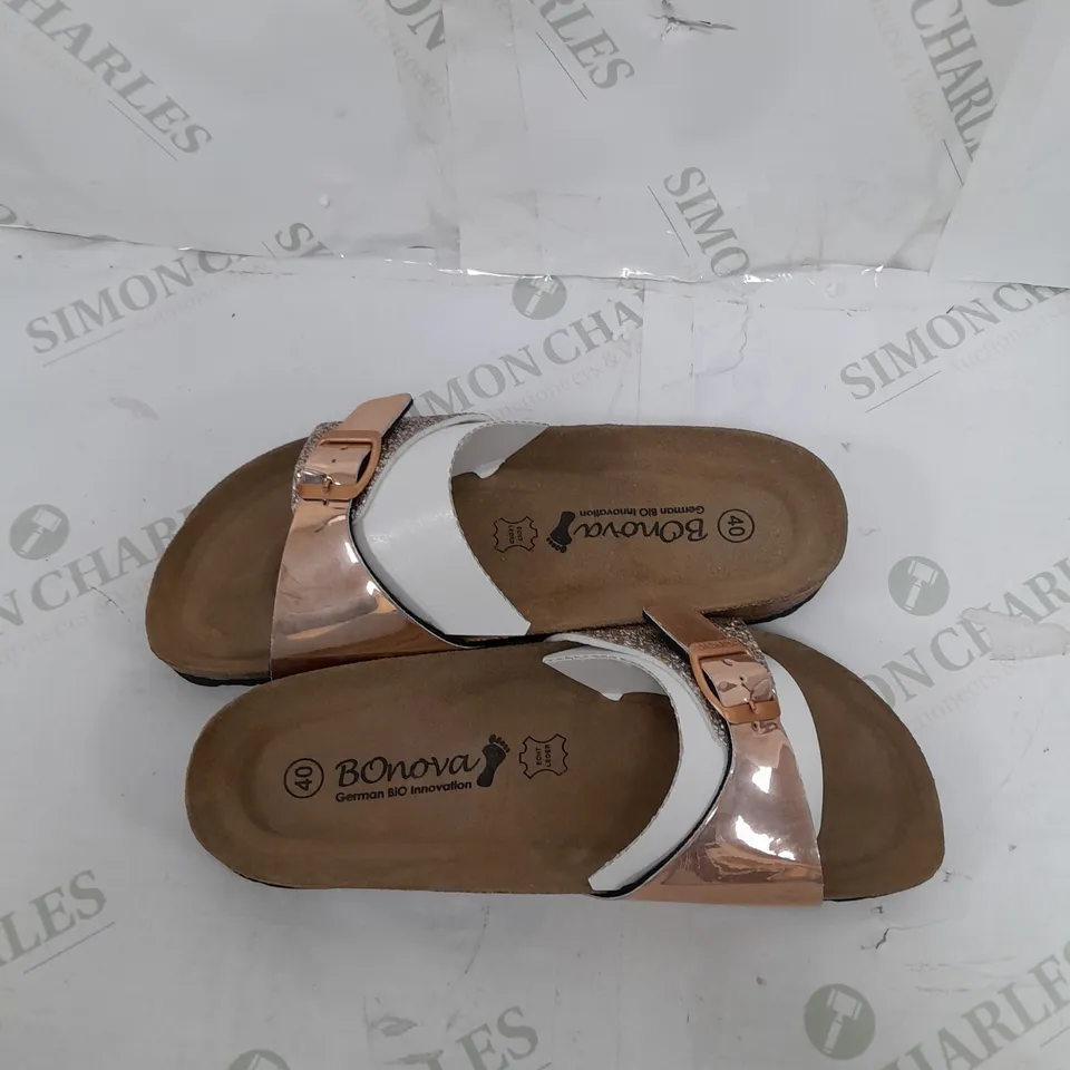 BOXED BONOVA PLATFORM SANDAL - SIZE 7