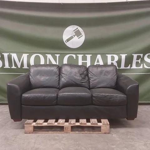 QUALITY DESIGNER LEATHER UPHOLSTERED 3-SEATER SOFA