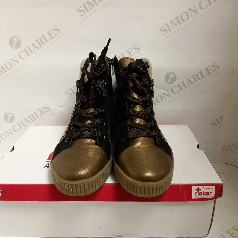 RIEKER TRAINER BOOTS SIZE 5