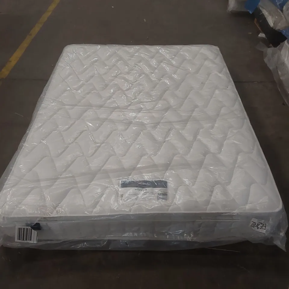 QUALITY BAGGED SILENTNIGHT MIRACOIL PILLOWTOP 5' KINGSIZE MATTRESS  RRP £499