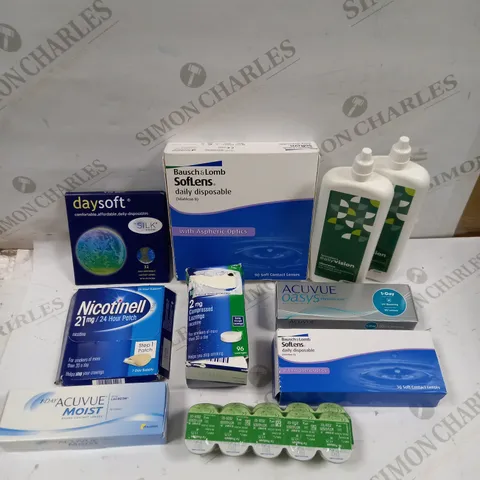 LOT OF APPROXIMATELY 25 ASSORTED EYECARE & HEALTHCARE PRODUCTS TO INCLUDE VARIOUS STRENGTH CONTACT LENSES, LENS SOLUTION, NICOTINELL 24HR PATCH ETC