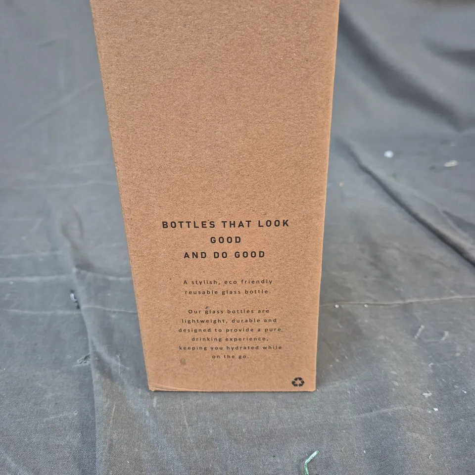 NEON KACTUS GLASS WATER BOTTLE WITH SILICONE SLEEVE – 1 LITRE (BOXED)