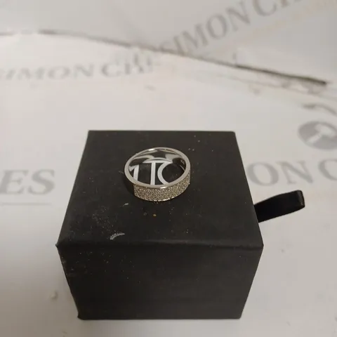 TJC WHITE MOISSANITE SILVER RING