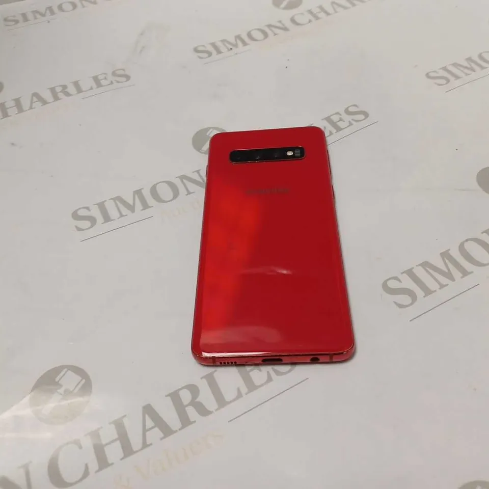 SAMSUNG GALAXY S10