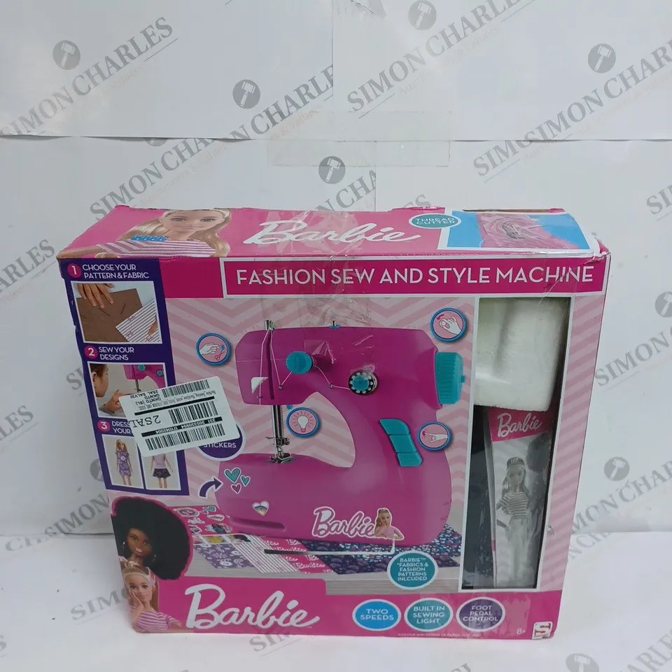 BARBIE SEWING MACHINE SET RRP £42.99