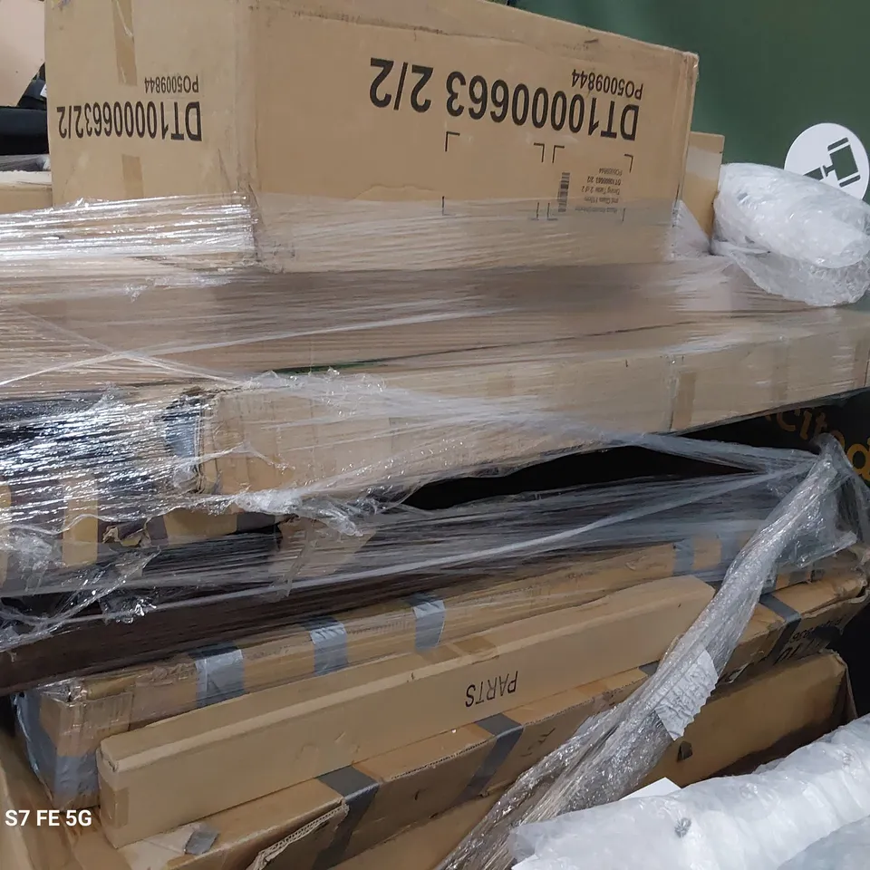 PALLET OF ASSORTED BOXED DINING TABLE & BED PARTS
