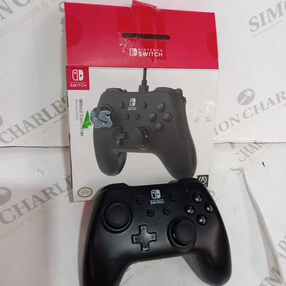 BOXED SWITCH WIRED CONTROLLER BLACK