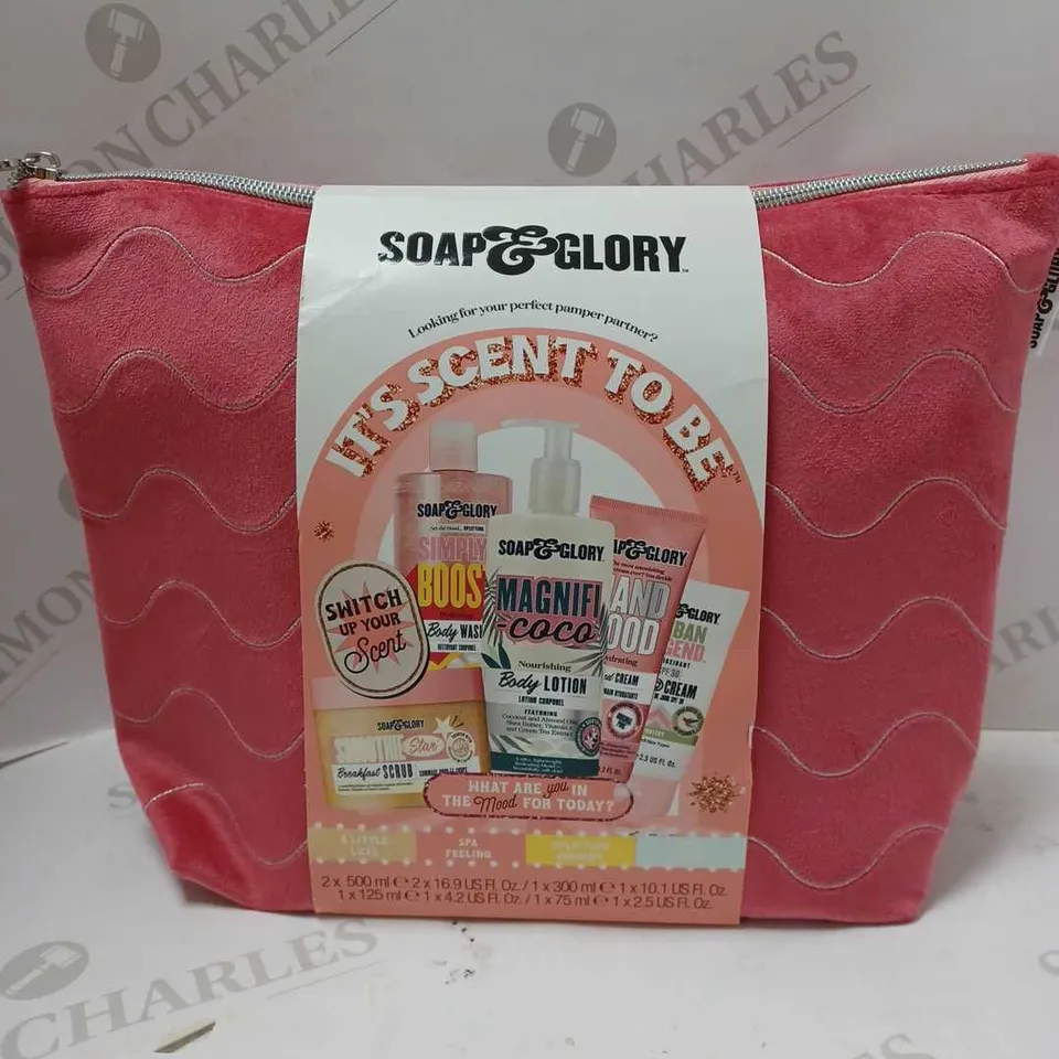 SOAP & GLORY IT'S SCENT TO BE CHRISTMAS GIFT SET 