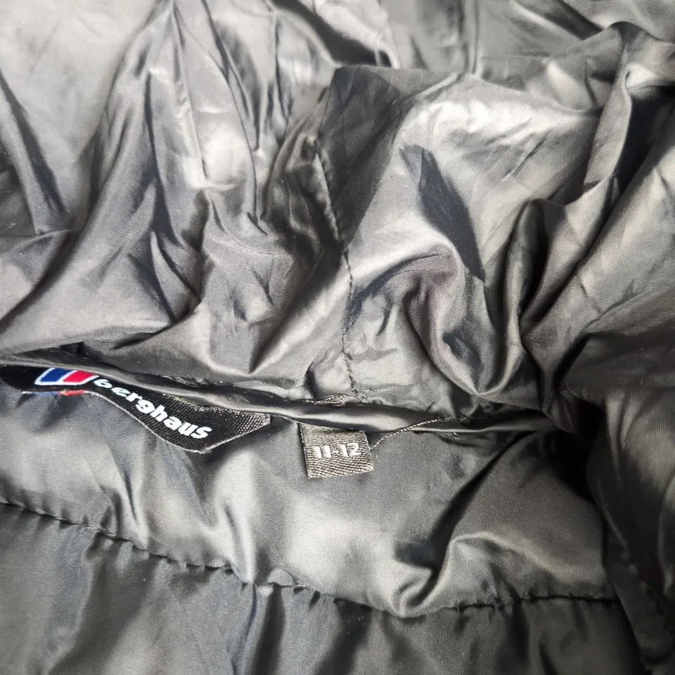 BERGHAUS BLACK PADDED JACKET AGE 11 - 12 