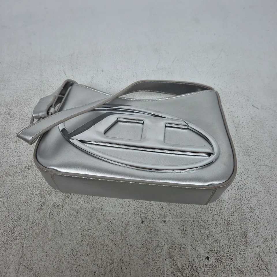 DIESEL SILVER METALLIC CROSSBODY BAG