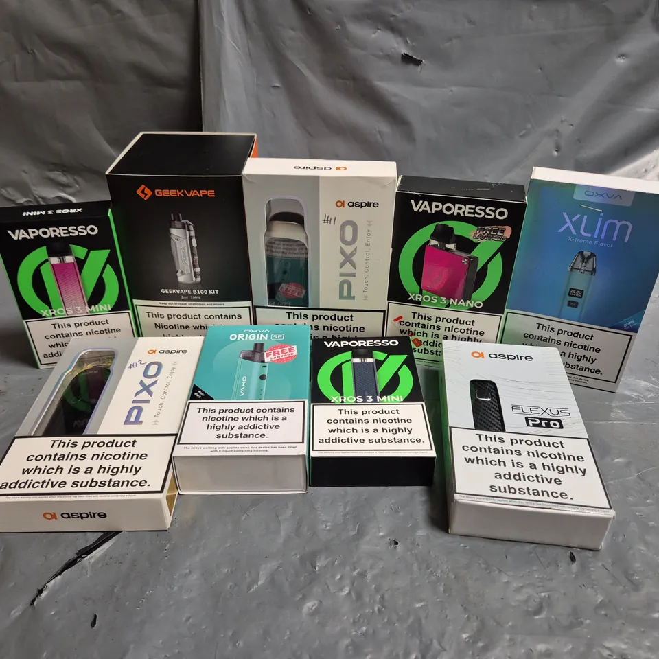 APPROXIMATELY 30 ASSORTED VAPE & E-CIGARETTE PRODUCTS TO INCLUDE ASPIRE FLEXUS PRO, VAPORESSO XROS 3 MINI, GEEKVAPE B100 KIT, ETC
